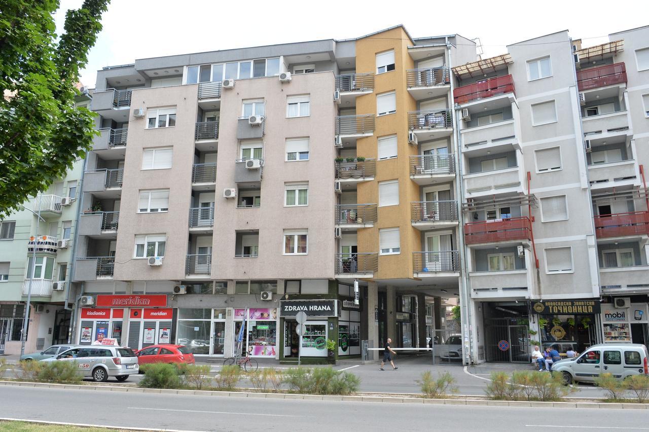 Apartment Pleasure Новий Сад Екстер'єр фото