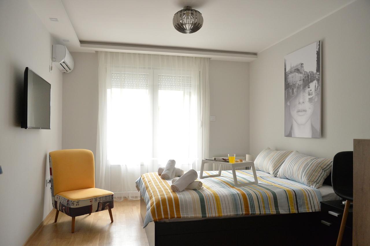 Apartment Pleasure Новий Сад Екстер'єр фото